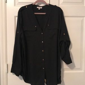 Calvin Klein Plus 2X Black button-up gold buttons